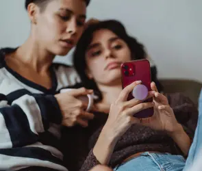 Jamás sonó:  prueba de alerta sísmica en celulares falla y desata burlas en redes