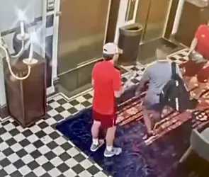 Difunden momento exacto en que jugadores del Toluca rompen jarrón de 230 mil pesos