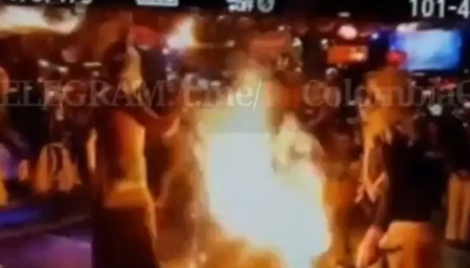 Debido al accidente, la joven sufrió quemaduras en el 90 por ciento de su cuerpo. Captura de video