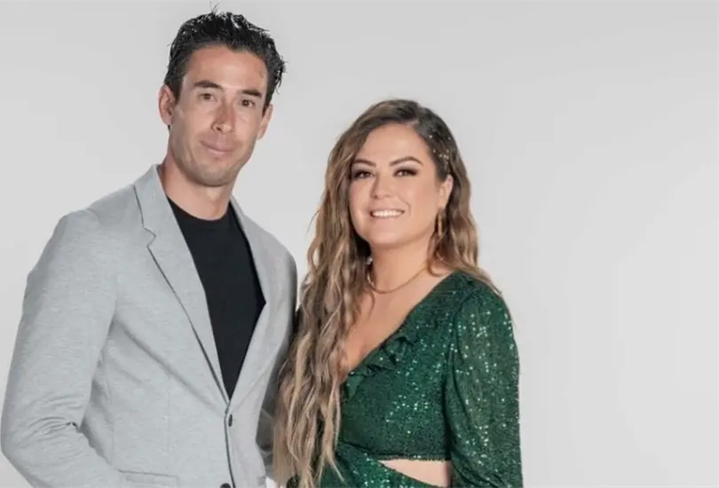 Mariana Echeverr&iacute;a y su esposo