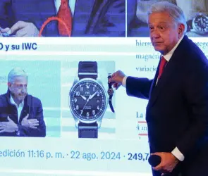 ¿Cuánto cuesta realmente el reloj que AMLO presumió en la mañanera? 