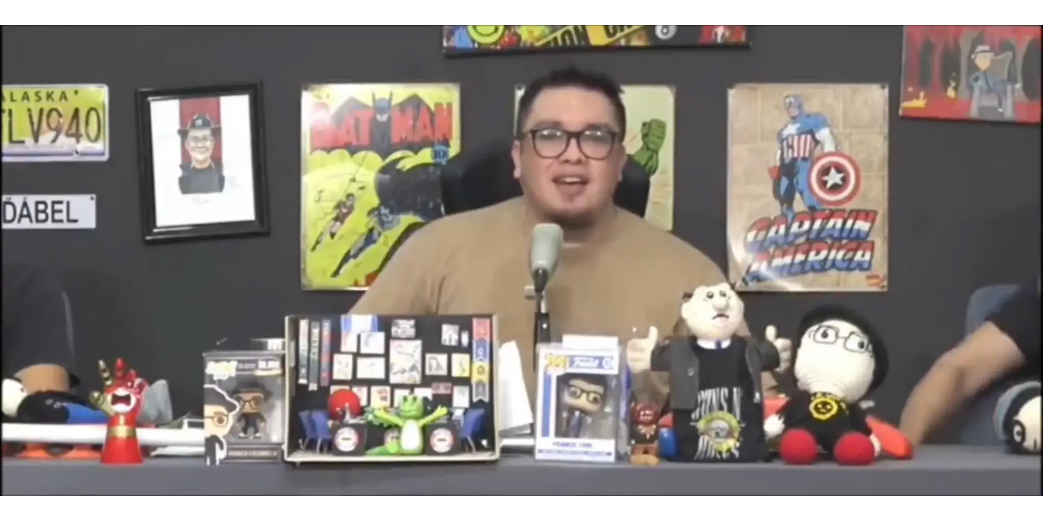 Franco Escamilla explota contra hatersE Especial