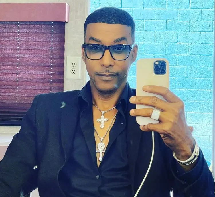 Ahora tiene 58 a&ntilde;os. Ha trabajado en pel&iacute;culas como Vikes y School Dance.