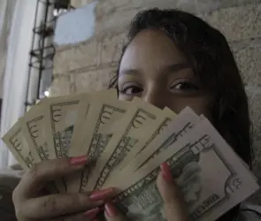 Este es el precio del dólar hoy viernes 21 de marzo