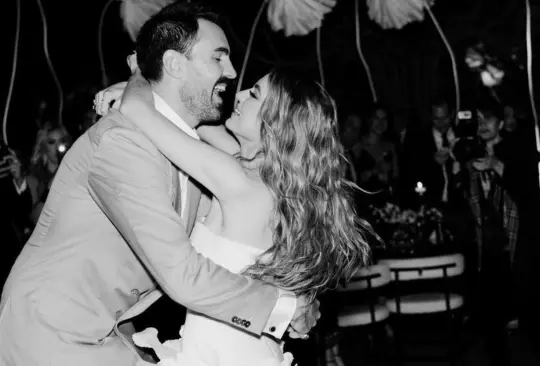 Así fue la lujosa boda de Sofía Castro, hija de Angélica Rivera Así fue la lujosa boda de Sofía Castro, hija de Angélica Rivera