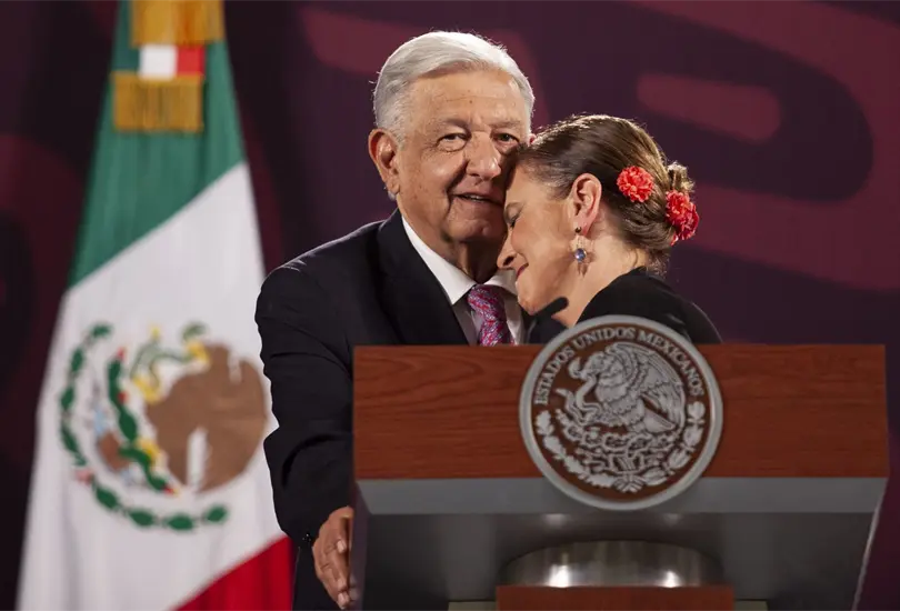 AMLO y Beatriz Guti&eacute;rrez M&uuml;ller derrochan amor en La Ma&ntilde;anera