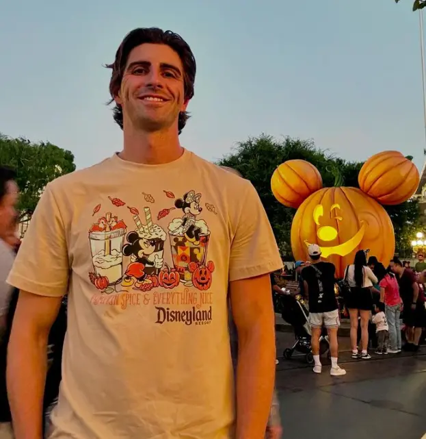 El joven compartía sus viajes en redes Instagram @calebgtravels
