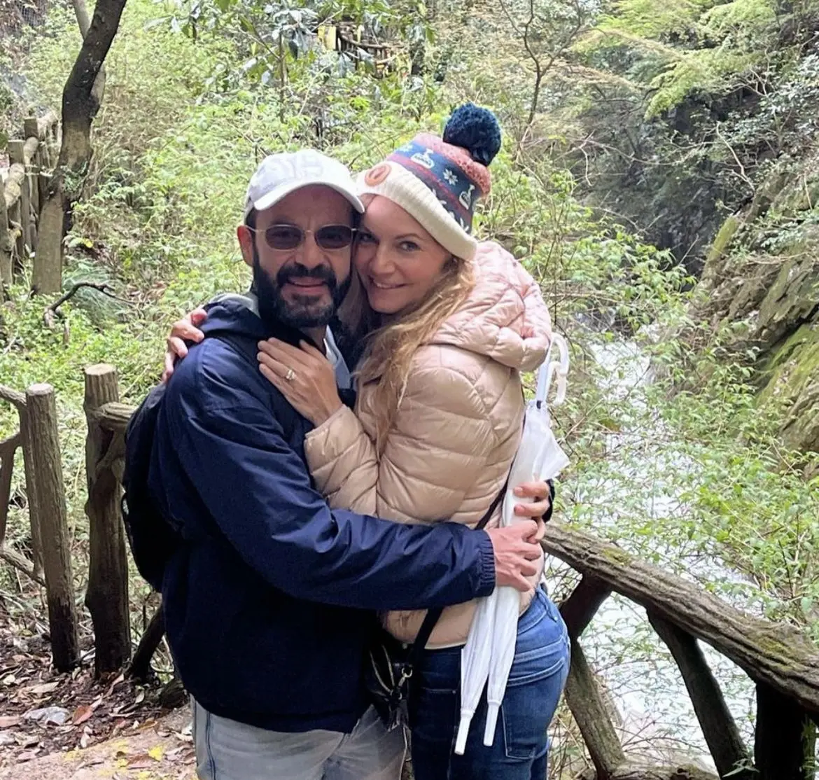 Actualmente mantiene un noviazgo con un hombre llamado Alejandro Gamboa.