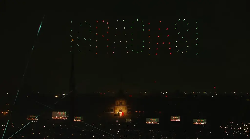 Momento en el que se agradece al pueblo mexicano por el sexenio del presidente López Obrador.