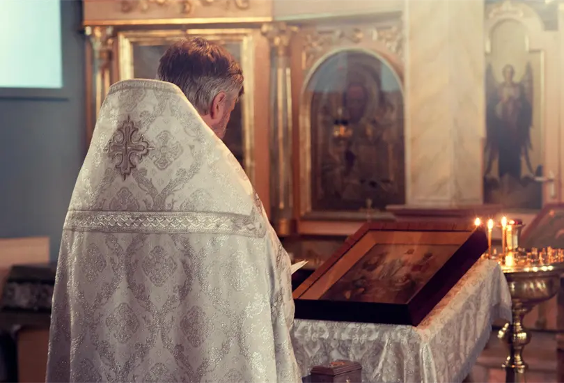 Acusan a Sacerdote de abusar de feligr&eacute;s