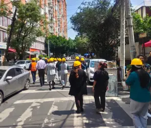 Suena bien horrible: Alerta sísmica en celulares asusta a capitalinos en simulacro