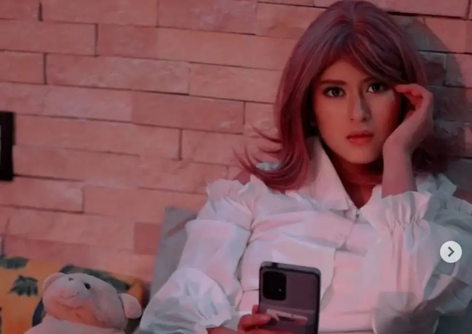 Primero lo intent&oacute; en TikTok con videos donde hablaba sobre las nuevas identidades de g&eacute;nero y lenguaje inclusivo.