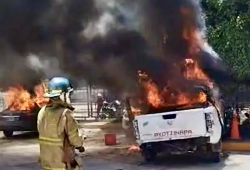 A una d&eacute;cada de la desaparici&oacute;n de los 43 normalistas, las protestas se intensifican