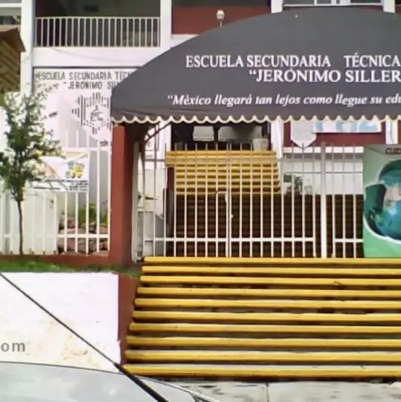 Reto viral en secundaria provoca intoxicación de 7 alumnos