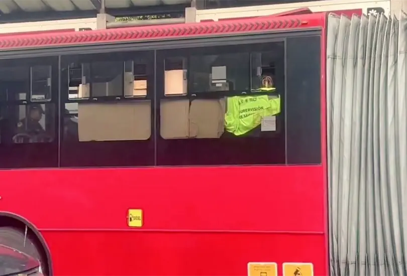 Unidad del Metrob&uacute;s donde el hombre muri&oacute;