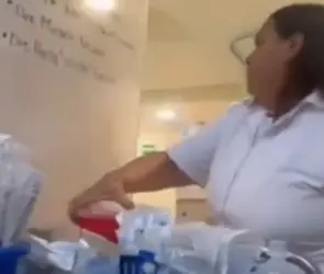 Enfermera pierde el control y ataca a sus compañeros con jeringas usadas