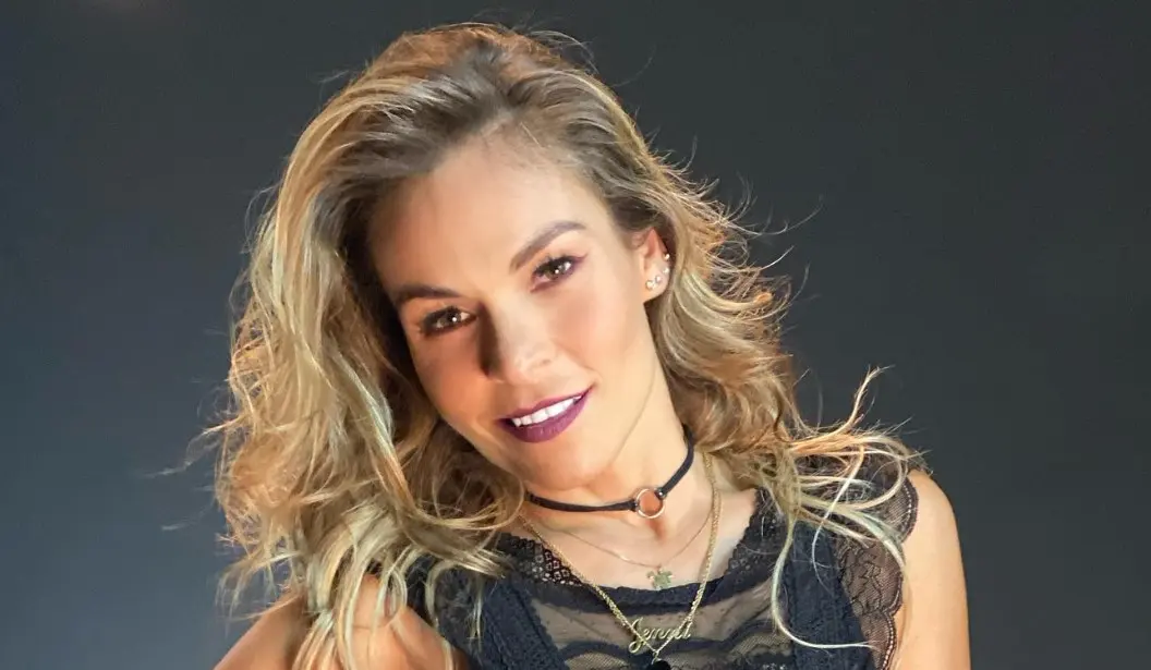 Además, vende contenido exclusivo en una plataforma.