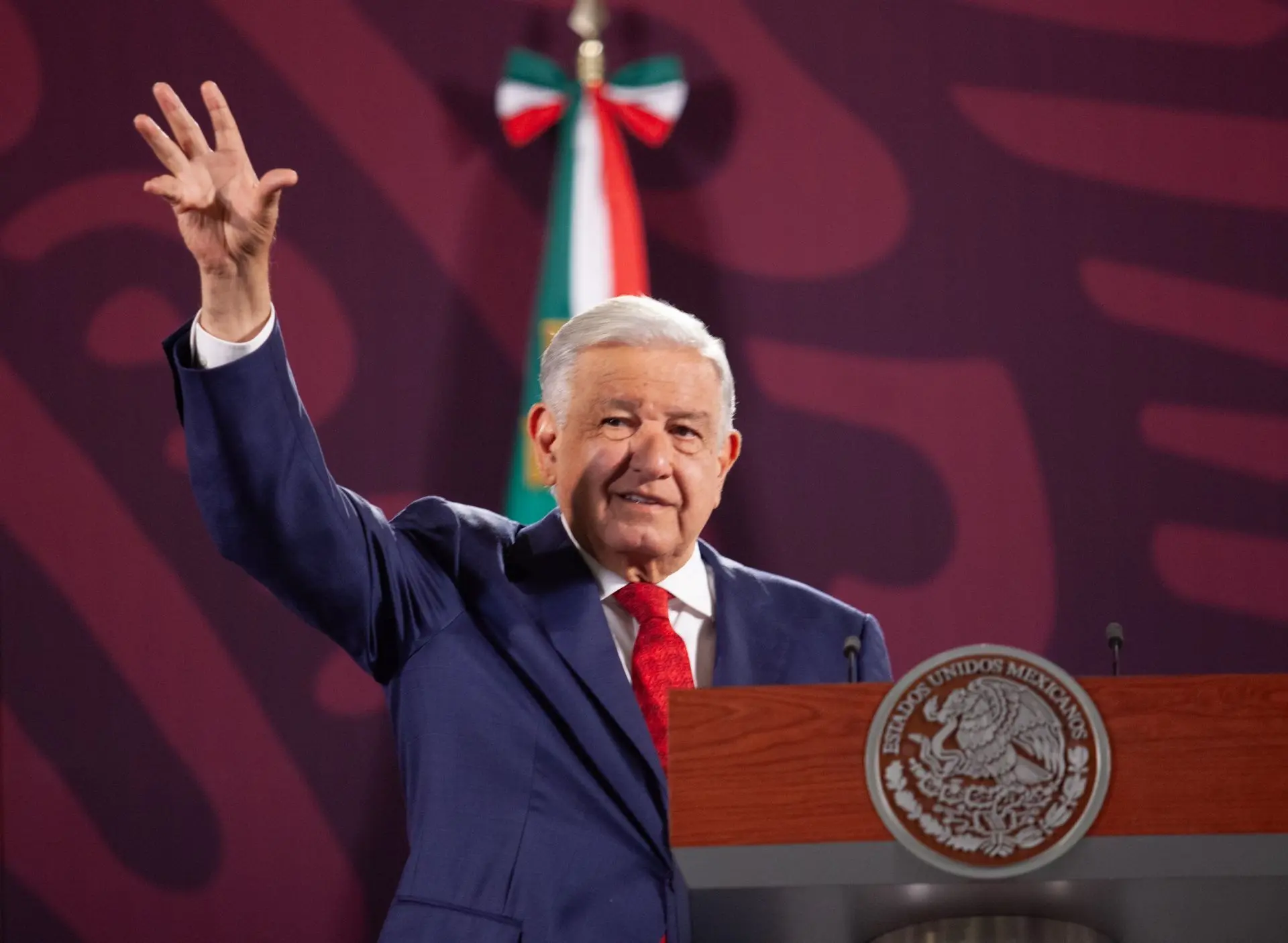 AMLO escribió en varios párrafos su mensaje de despedida Cuartoscuro