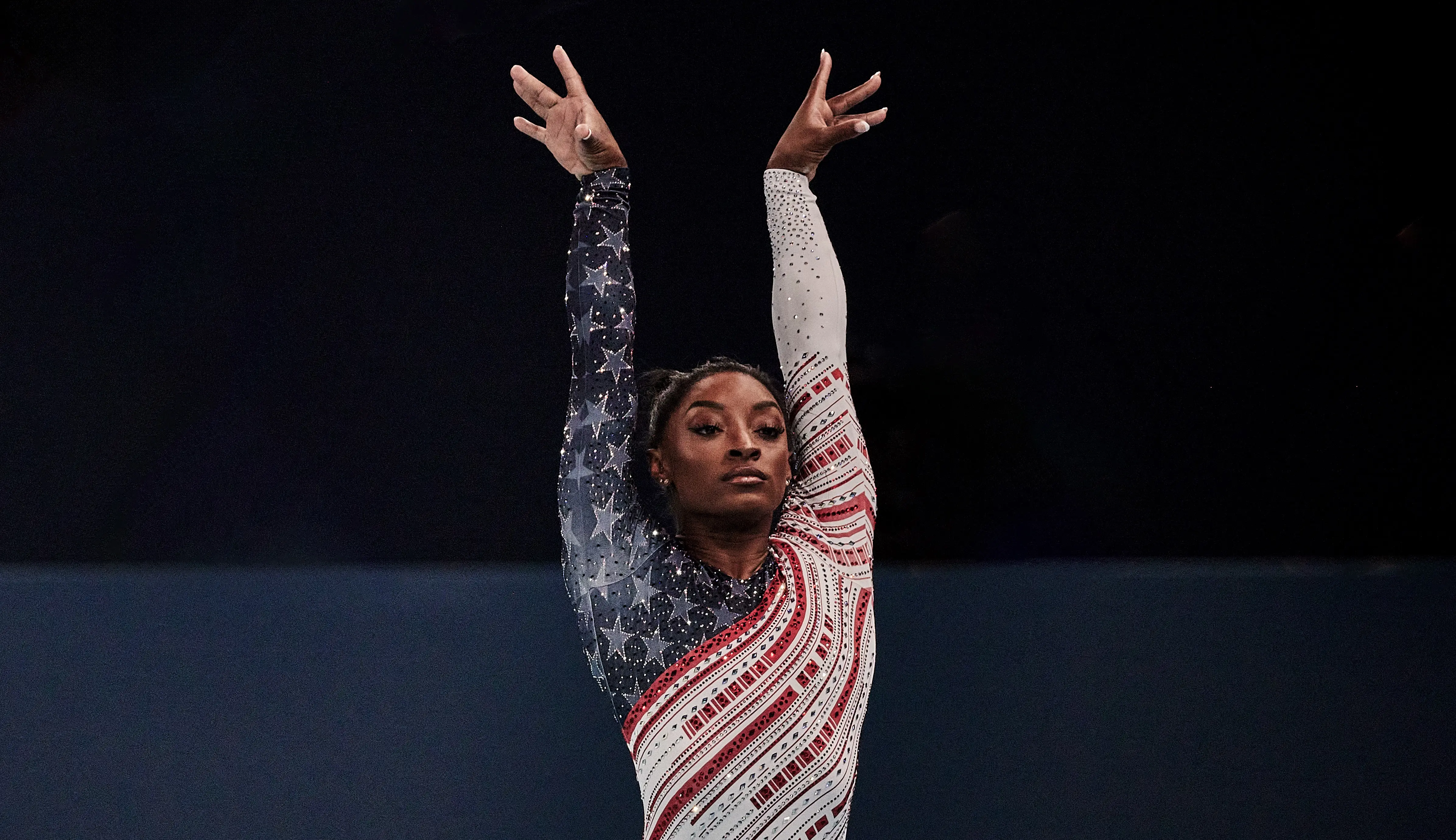 Simone Biles vuelve a volar: Parte 2 (25 de octubre). Simone Biles tiene un asunto pendiente. Ya era una de atletas más esperadas a su llegada a los Juegos Olímpicos de Tokio 2020. Pero en el deporte, como en la vida, las cosas no siempre van como se espera.