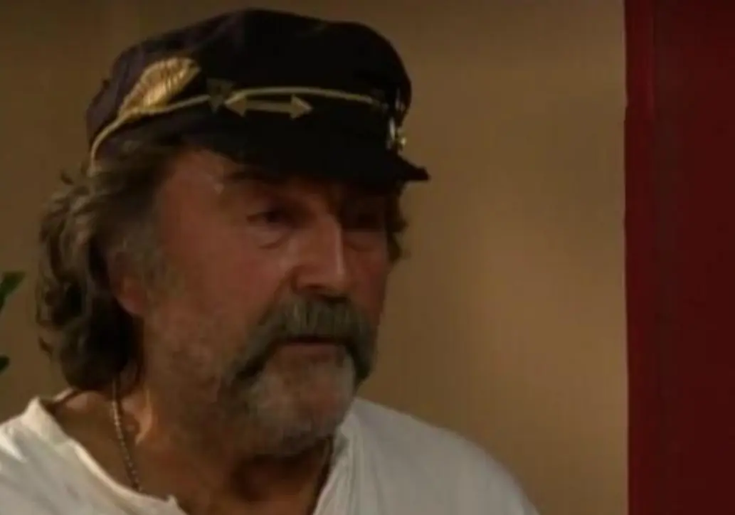 Falleci&oacute; el 26 de diciembre de 2011 a la edad de 71 a&ntilde;os por un c&aacute;ncer en el ojo que se le complic&oacute;.