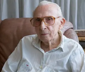 Muere a los 111 años Luis Torras, el pintor más longevo del mundo