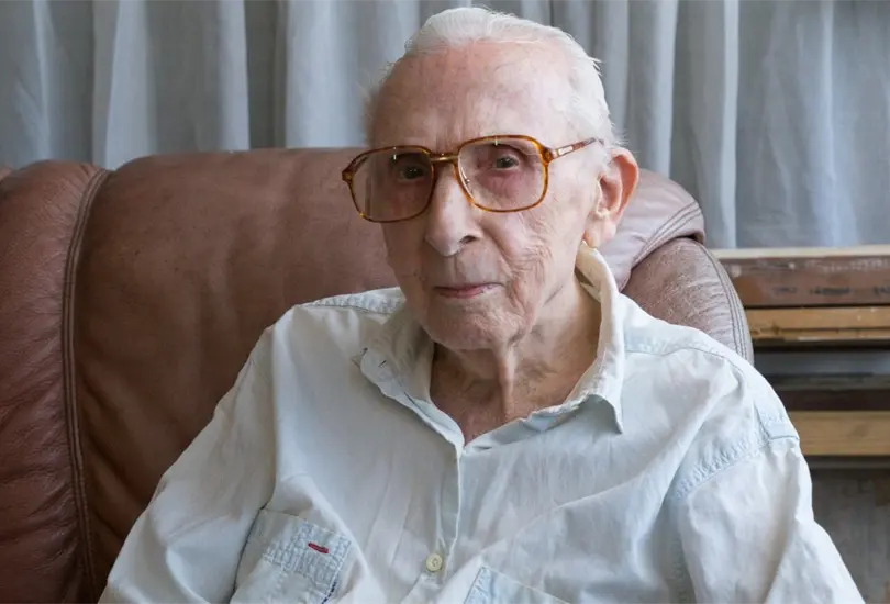 Muere a los 111 a&ntilde;os Luis Torras, el pintor m&aacute;s longevo del mundo