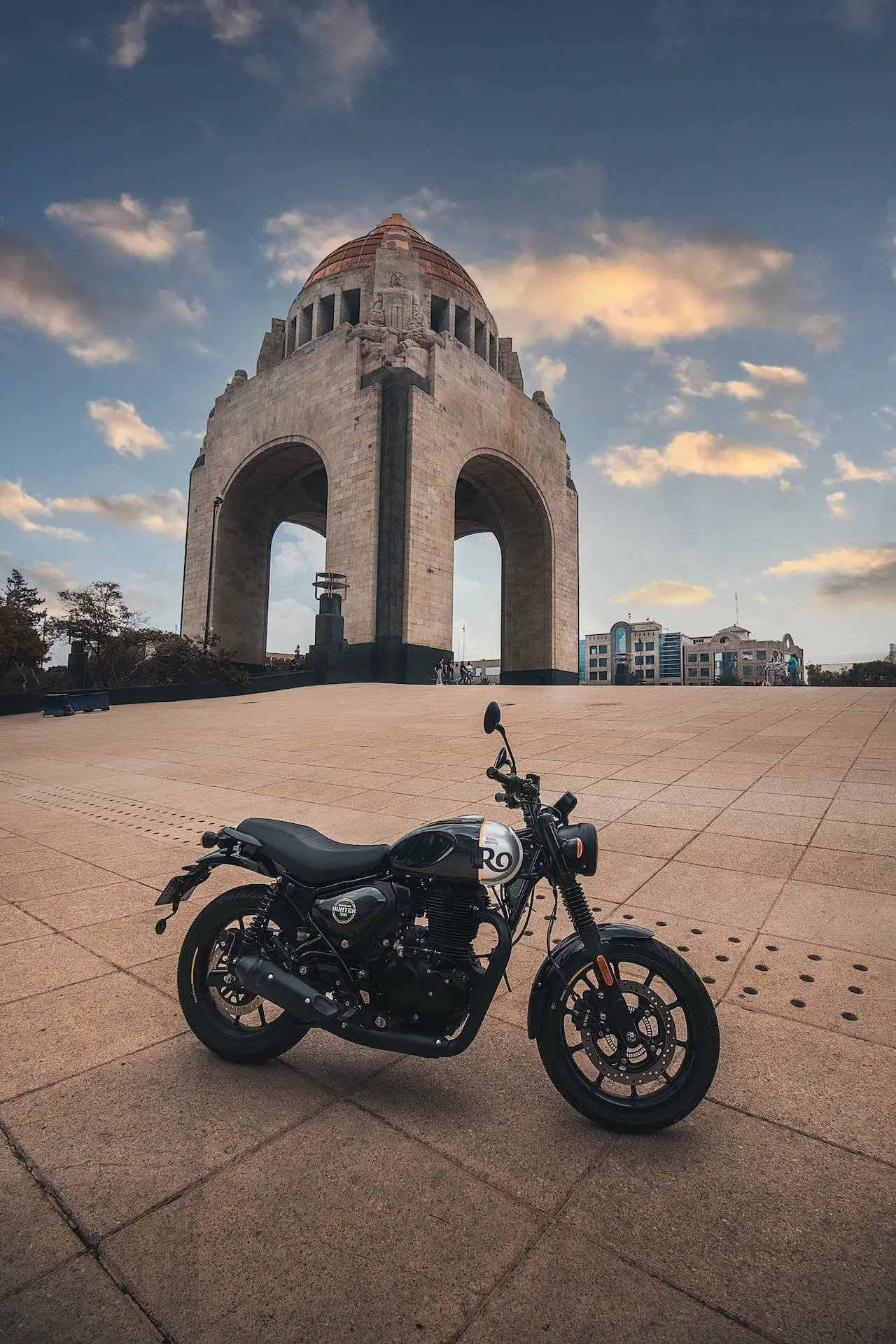 Lunes 18 de noviembre: No se trabajará por el aniversario de la Revolución Mexicana que se celebra el 20 de noviembre).