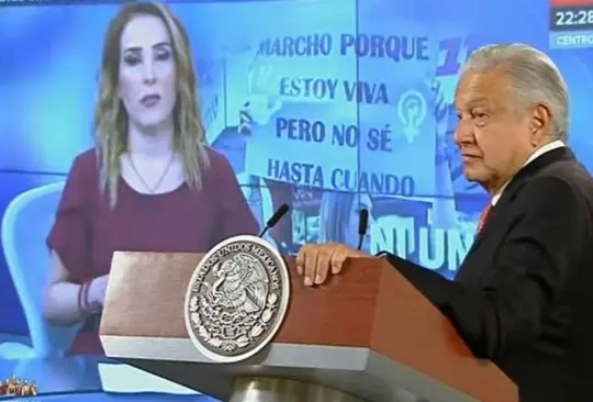 AMLO arremete contra Azucena Uresti. 