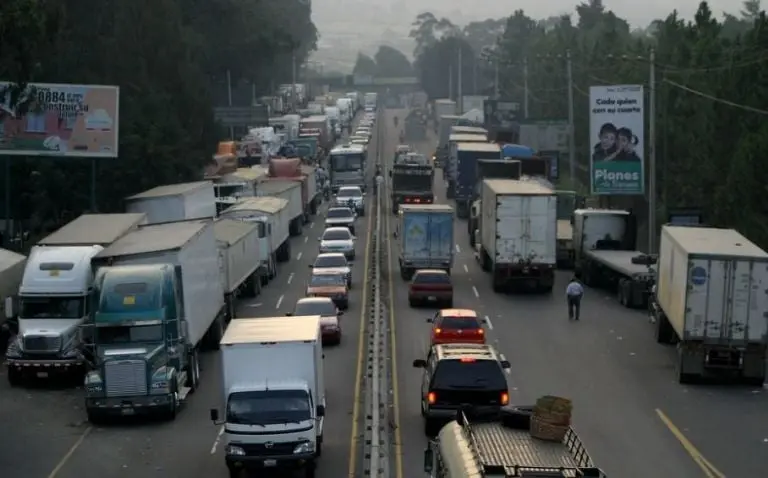 Los transportista convocaron a conductores de camiones. Foto: especial.