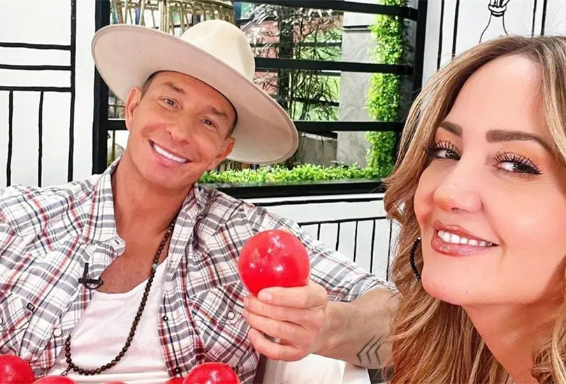 Andrea Legarreta y Erik Rub&iacute;n