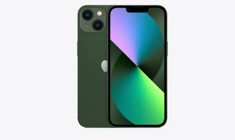 El Iphone 13 está disponible en diferentes colores. Foto: Apple.