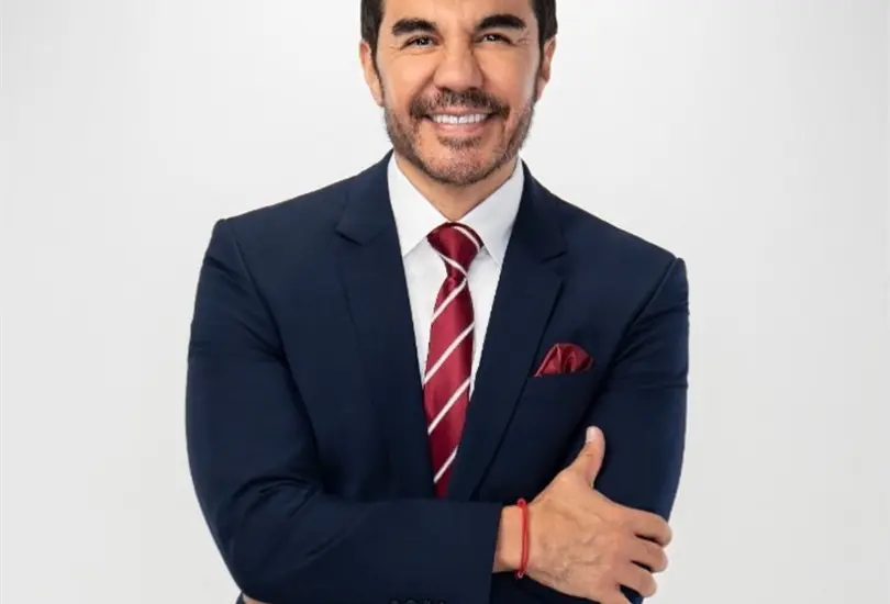 Adri&aacute;n Uribe a un paso de perder su casa; el actor fue embargado por esta raz&oacute;n 