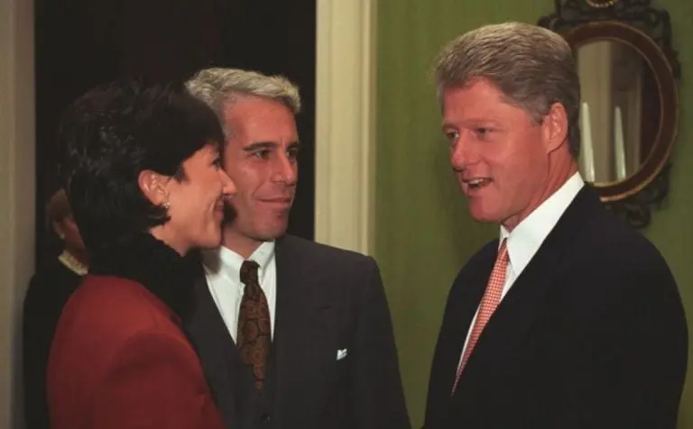Famosos, políticos, empresarios y multimillonarios involucrado en la polémica de Jeffrey Epstein Créditos: Especial