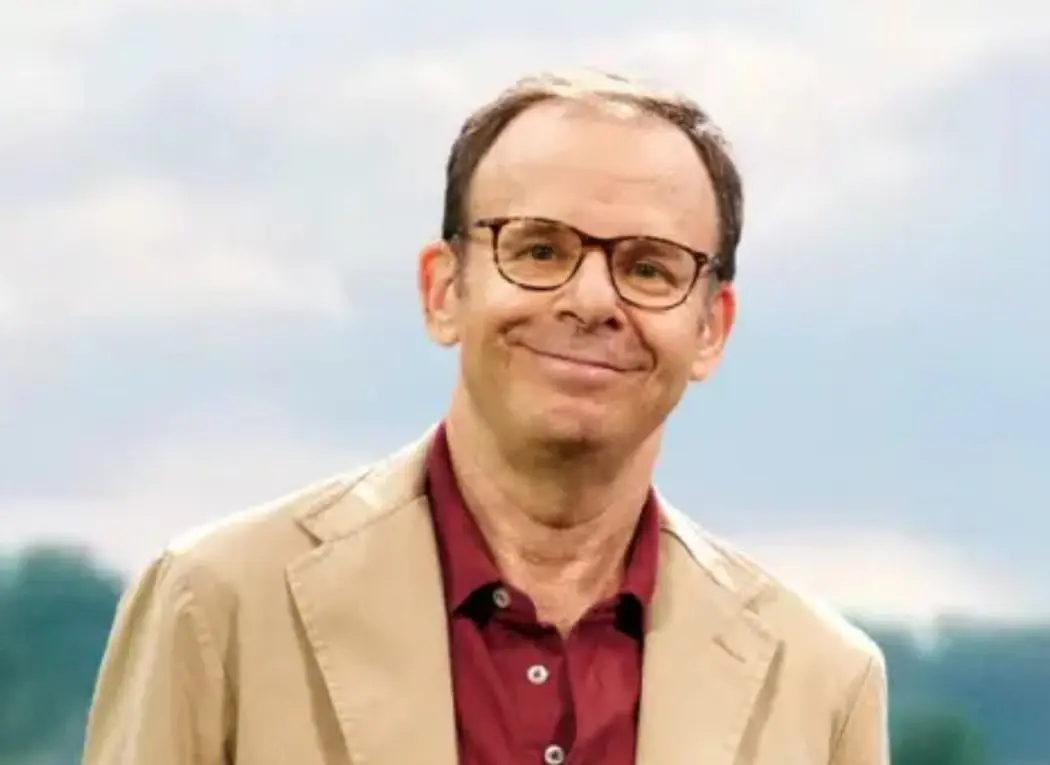 Ahora tiene 70 a&ntilde;os y es padre de una hija. Se encuentra retirado de la actuaci&oacute;n, pero en 2020 confirm&oacute; que estar&iacute;a en el reboot de 'Querida, encog&iacute; a los ni&ntilde;os'.