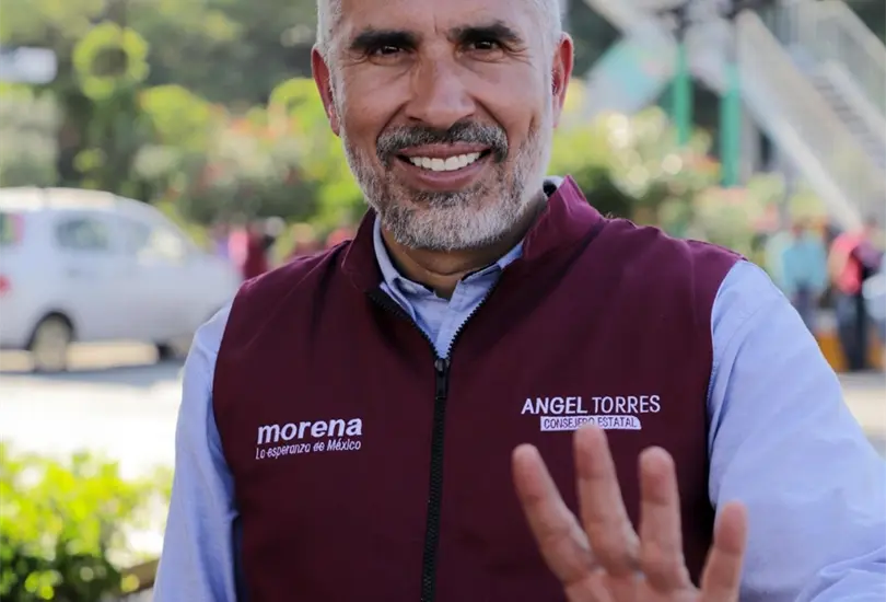 Angel Torres contin&uacute;a dominando las encuestas con un s&oacute;lido 38% de preferencia ciudadana