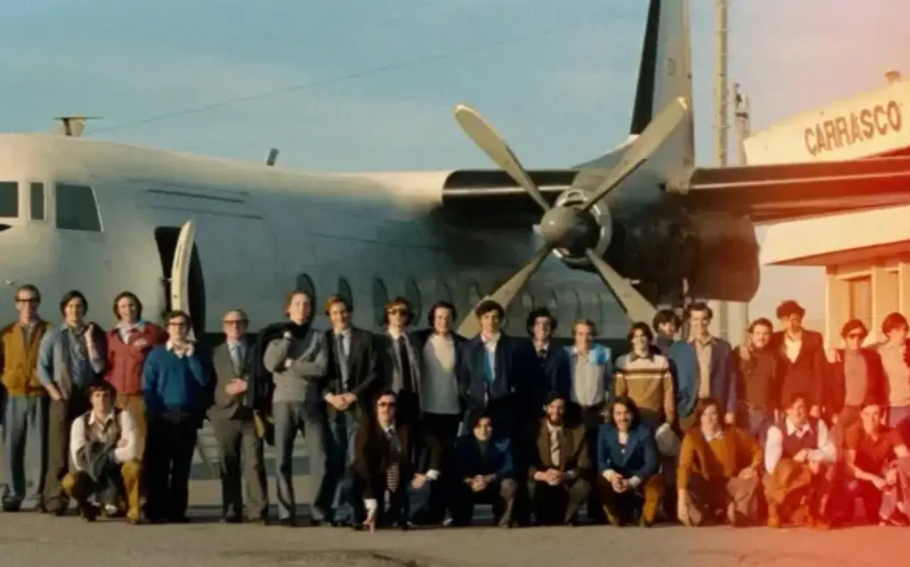 Fue el 13 de octubre de 1972 cuando se estrelló el avión que se dirigía a Chile y durante 72 días los supervivientes se las tuvieron que ingeniar para conseguir agua y comida, así como soportar las bajas temperaturas.