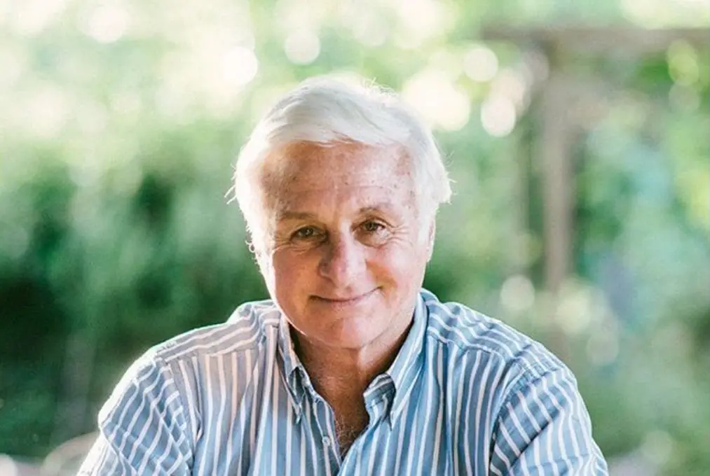 Roberto Canessa. También escaló las montañas para encontrar ayuda. Ahora tiene 70 años y es padre de dos hijos. Continuó jugando rugby y fue parte de la selección nacional de rugby de Uruguay, pero al mismo tiempo estudió Medicina y hoy en día es un respetado cardiólogo infantil.