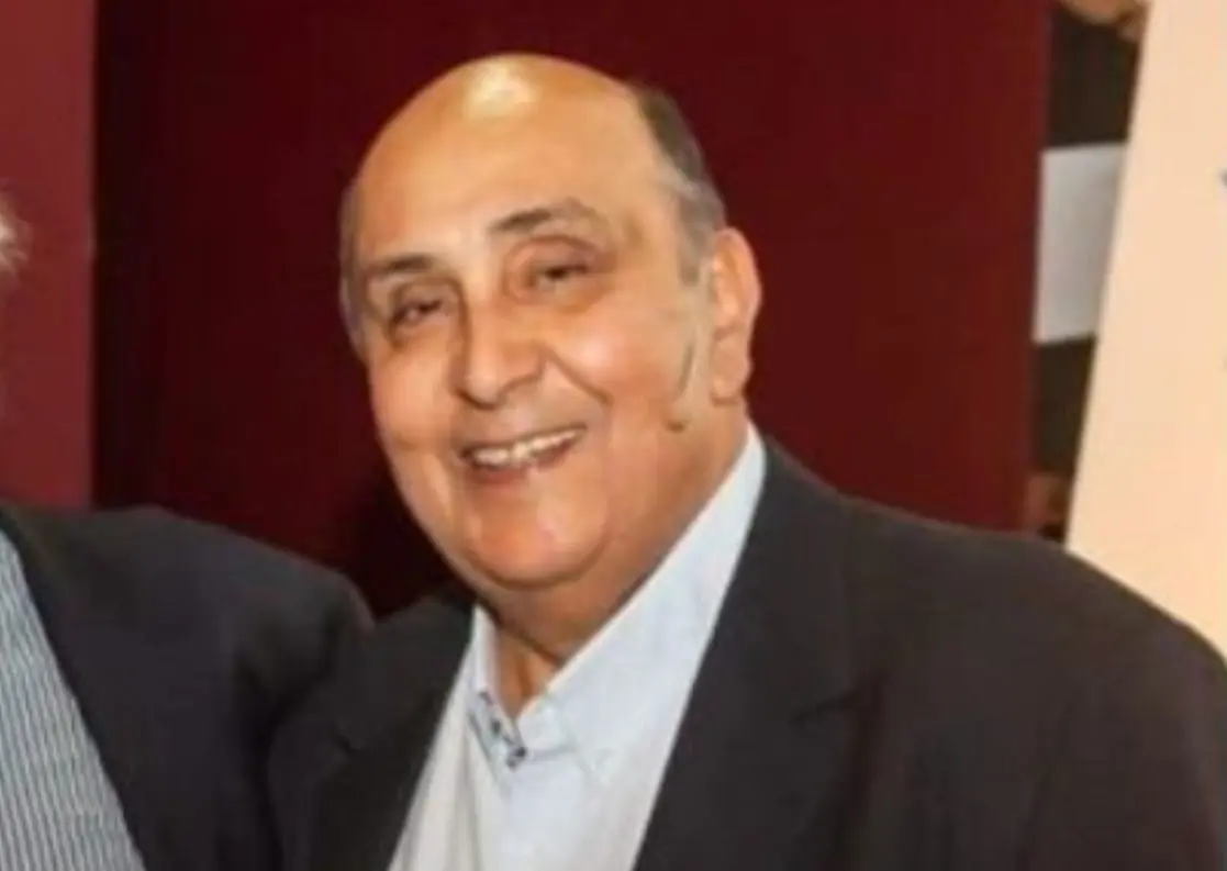 Antonio Vizintín. Acompañó a Nando Parrado y a Roberto Canessa en los 4 primeros días de la expedición final. Ahora tiene 70 años, tuvo 2 hijos y se casó 3 veces. Trabajó en una empresa importadora de productos químicos y también da charlas motivacionales. 