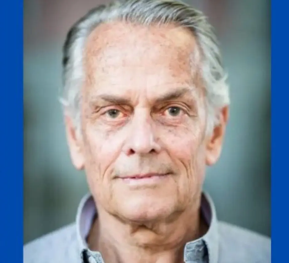 Eduardo Strauch. Fue uno de los encargados de cortar la carne para comer. Ahora tiene 76 años, es padre de 5 hijos y es un destacado arquitecto de Montevideo.