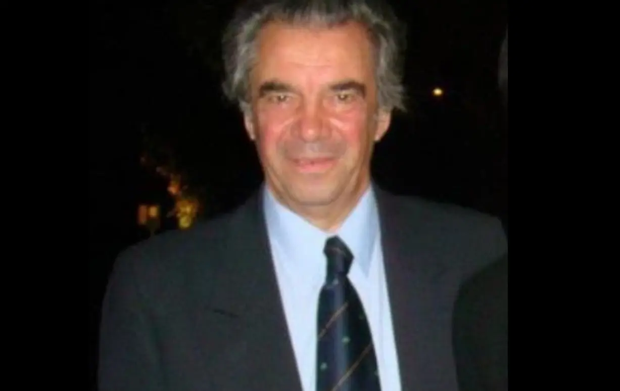 Alfredo Delgado. Ahora tiene 72 años, se casó con su novia de toda la vida y tuvo 4 hijos. Es dueño de uno de los estudios notariales mas prestigiosos de Uruguay