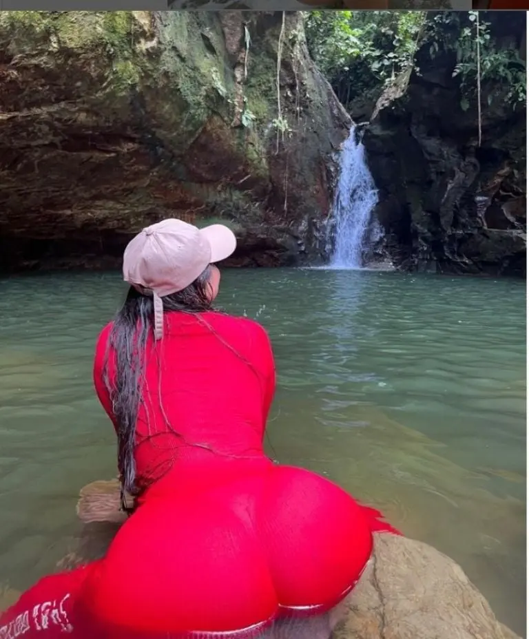 Alejandra Quiroz - Instagram