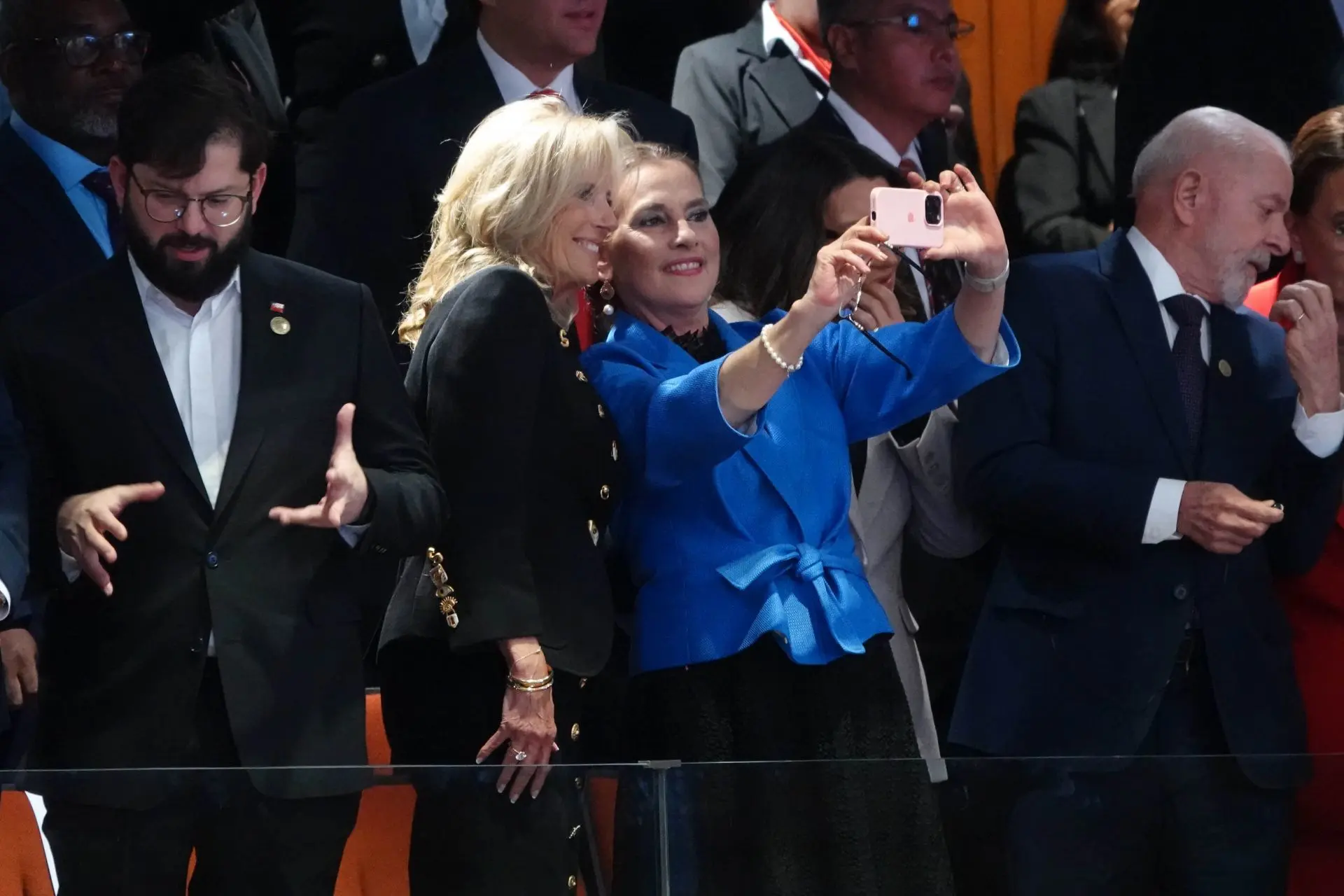 Beatriz Gutiérrez Müller y Jill Biden juntas.