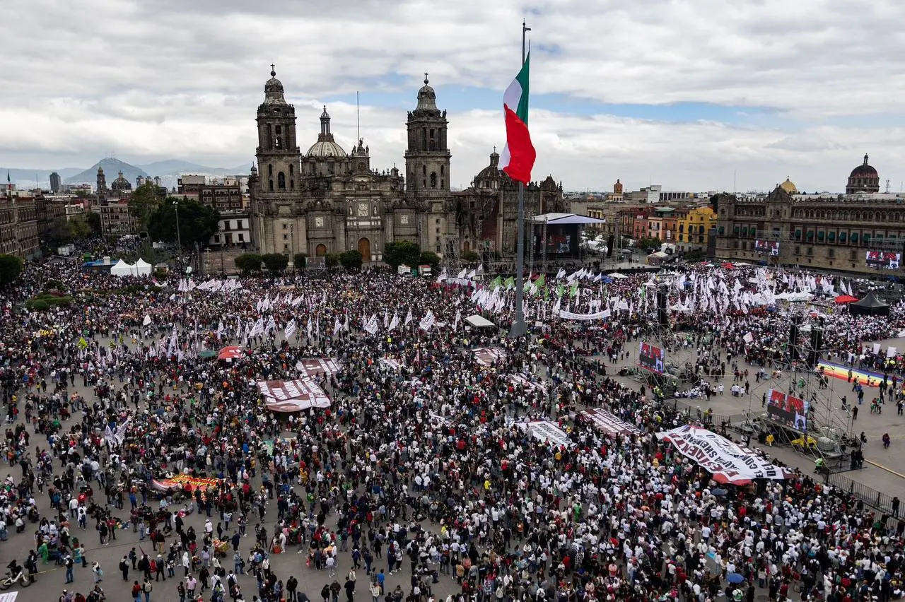 Así lucía el Zócalo capitalino mientras Claudia Sheinbaum tomaba protesta como presidenta.