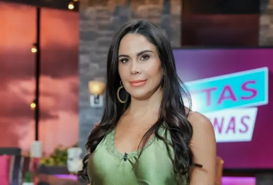 Paola Rojas en Netas Divinas