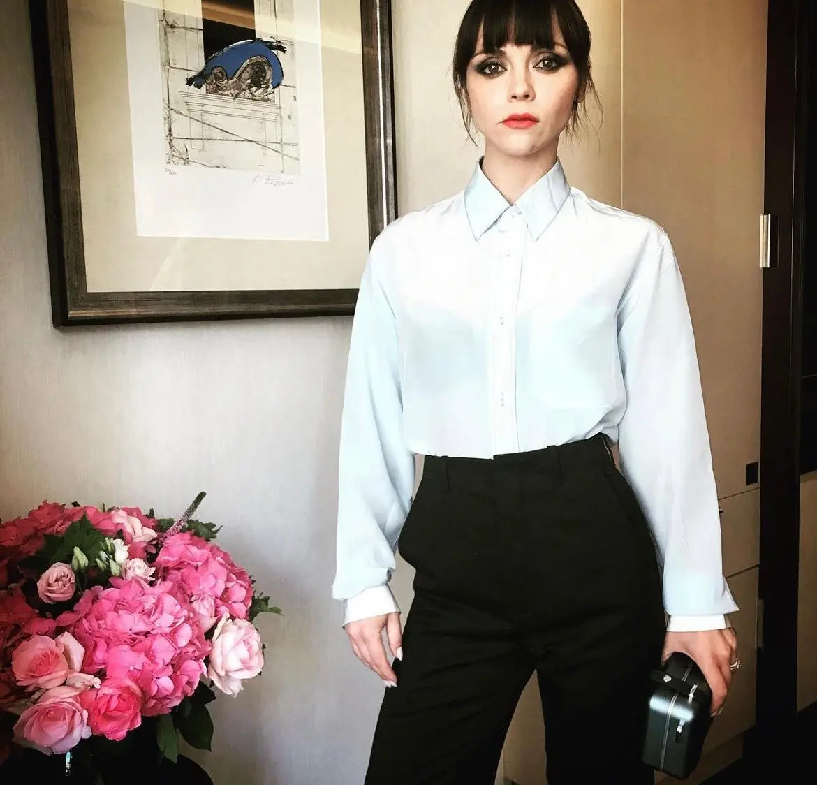 Debutó como actriz a los 10 años en la película 'Mermaids' de 1990, junto a Cher y Winona Ryder.