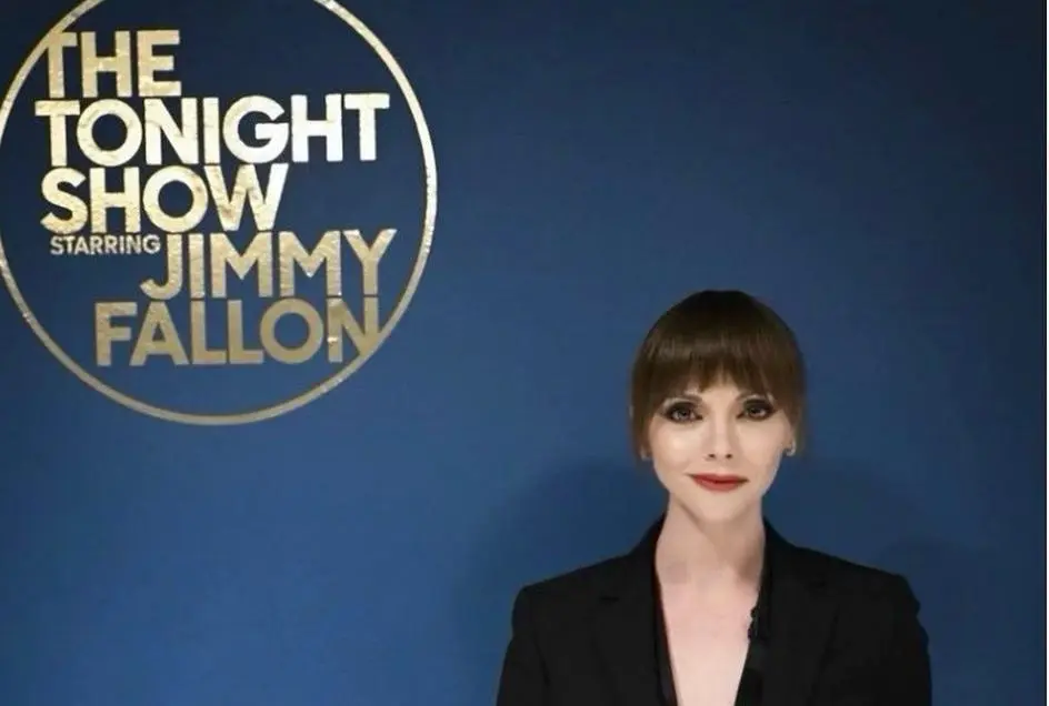 La actriz fue descubierta por una cazatalentos en una obra escolar cuando tenía 8 años de edad.<br>