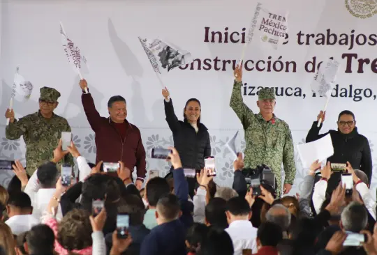 Sheinbaum da banderazo de salida a tren México-Pachuca