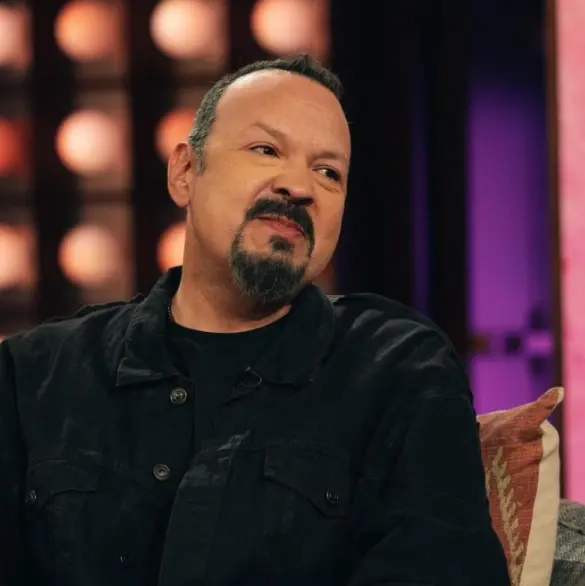 Pepe Aguilar aclara si le hizo firmar un contrato de infidelidad a Nodal