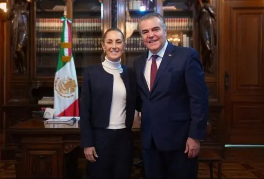 Claudia Sheinbaum junto al dirigente empresarial, Francisco Cervantes.