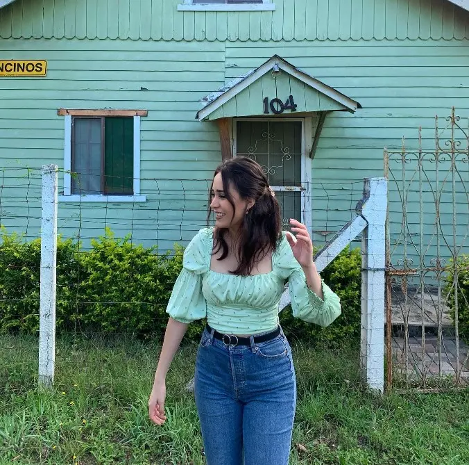 En la actualidad, Anna Santillán tiene 28 años de edad, y aprovechó su popularidad por el meme para convertirse en influencer de redes sociales.